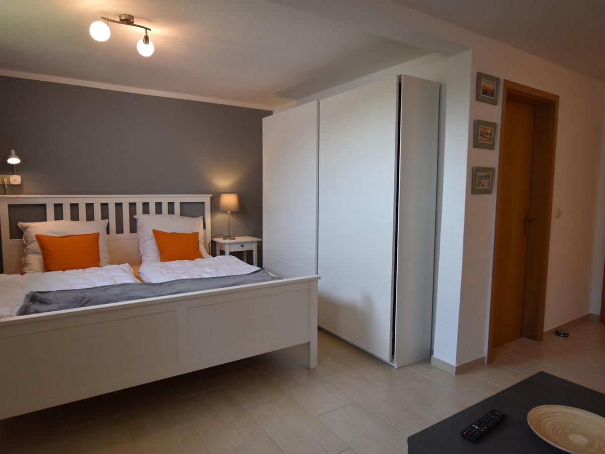Apartment In Robertsdorf With Garden, Terrace, Barbecue Blowatz Ngoại thất bức ảnh